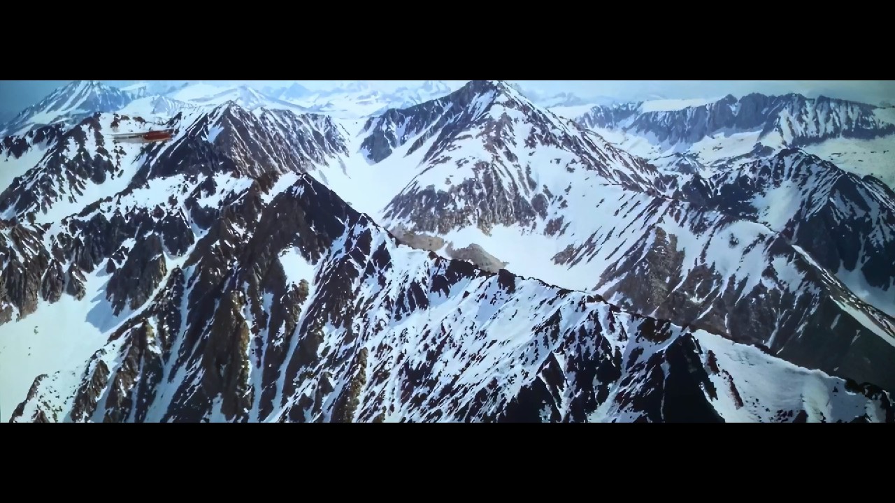Flight Risk (2025) TELESYNC English 1080p AVC AAC 2.0.mkv_snapshot_00.39.59.208